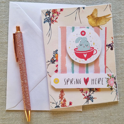 Gratulationskort A6: "Spring is here", kanin